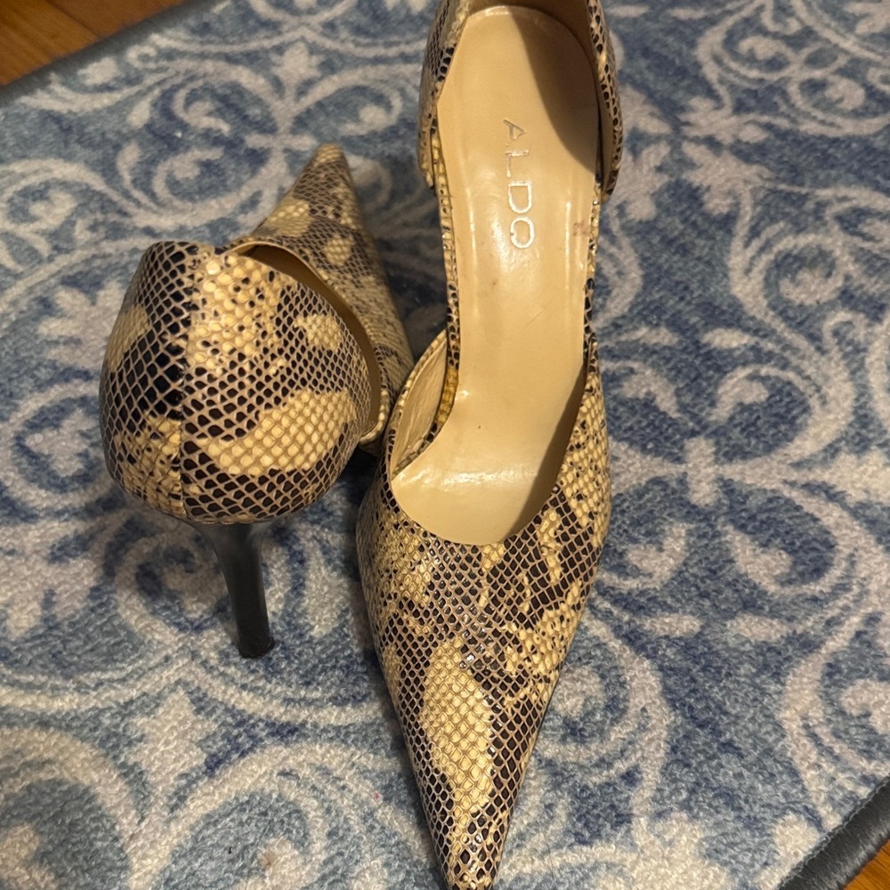 Aldo Snakeskin Pattern Heels - Tan and Black